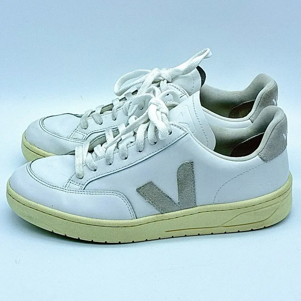Veja Shoes Womens 9 White V-12 Leather Suede Sneakers Preppy Tennis Luxury - Picture 3 of 10